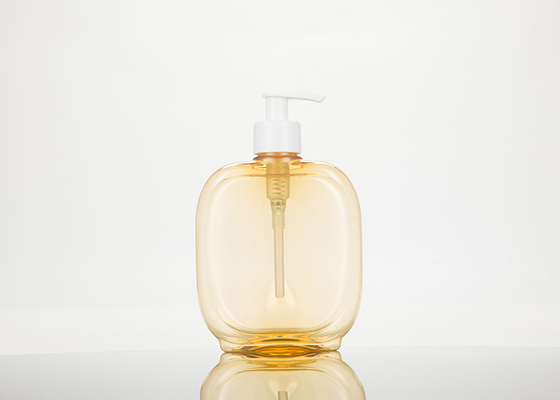 La pompa di plastica 500ml imbottiglia per il gel della doccia della lozione del balsamo dello sciampo