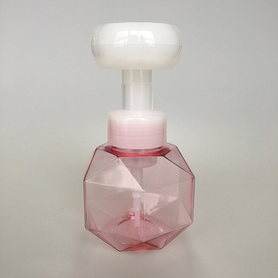 Bottiglia bianca da 50 ml con logo stampato per la superficie della mano