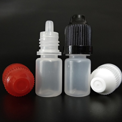 Personalizzare i contenitori in plastica per soluzioni di stoccaggio trasparenti di liquidi