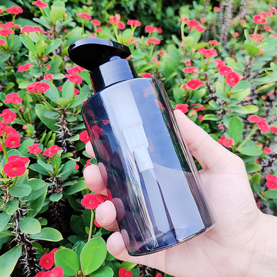 Materiale per il colletto PE Bottiglie di lozione di plastica da 30 ml 50 ml 60 ml con campione fornito