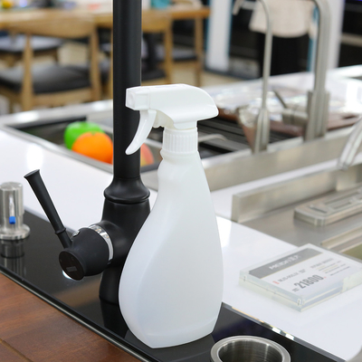 Bottiglie di smog di 200 ml di plastica chiara e cilindro vuoto con logo personalizzato