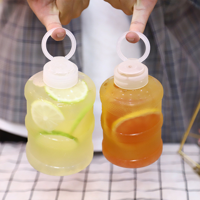 Moderne bottiglie di tè di latte in plastica con isolamento Probabilità di perdite Disegno Varia capacità Chiara o personalizzare il colore