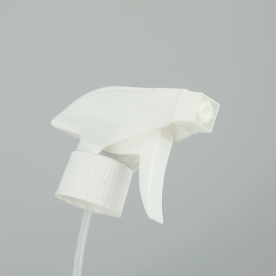 Bottiglia di spray in plastica PET rotonda liscia con colore trasparente di design classico.