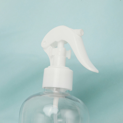 Bottiglie di lozione di plastica trasparente con tappo bianco e colletto elettroplata UV