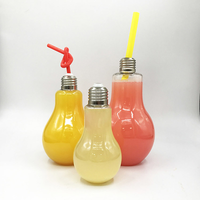 Bottiglie di tè di latte di plastica a prova di perdite con vite sul coperchio 500 ml Capacità Quadrata Forma rotonda 0,5 kg Peso Manico