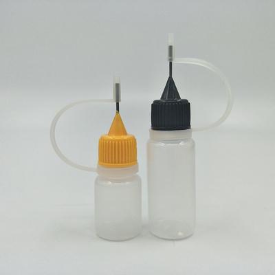 Bottiglie a goccia trasparenti con tappi a vite per la distribuzione di liquidi
