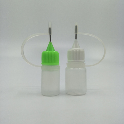 Bottiglie a goccia trasparenti con tappi a vite per la distribuzione di liquidi