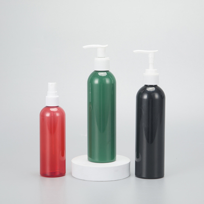 Bottiglia di distribuzione cosmetica rotonda rosa riciclabile con tappo a vite