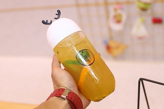 Bottiglie di tè di latte di plastica a prova di perdita con vite sul coperchio