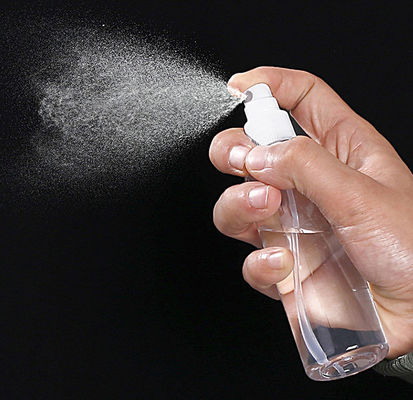 Bottiglia spray di plastica PET classica essenziale per gli elementi essenziali di ogni giorno