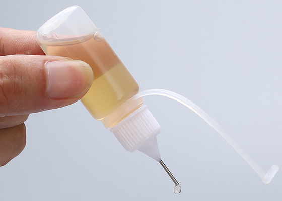 il contagoccia a punta d'ago all'ingrosso di 10ml 15ml 30ml imbottiglia le bottiglie di plastica liquide di compressione di e