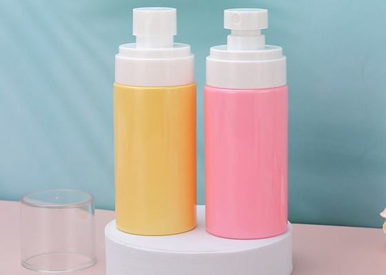 I pp ricoprono la bottiglia di plastica 50ml 100ml dello spruzzo dell'ANIMALE DOMESTICO vuoto del profumo