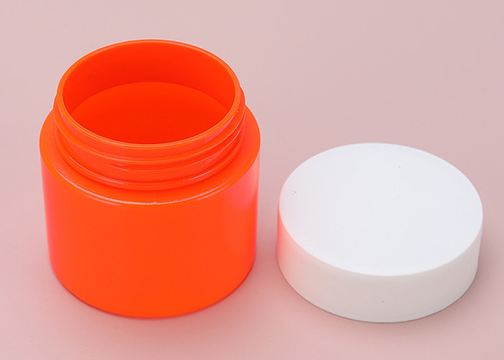 I prodotti di bellezza colano la prova intorno all'ampio recipiente di plastica di plastica della bocca del barattolo 120ml