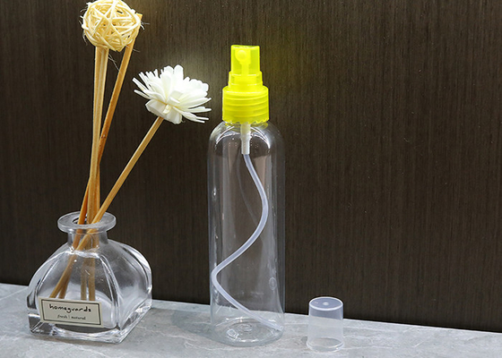 Lo spruzzo cosmetico di plastica vuoto di Beifeng 120ml imbottiglia 39*132mm