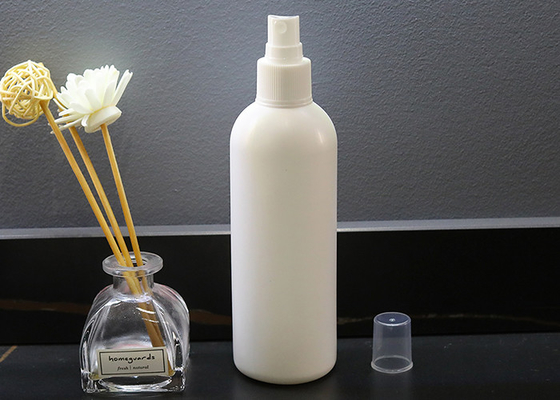 Bottiglia di plastica 100ml 150ml dello spruzzo dell'ANIMALE DOMESTICO bianco vuoto del ODM dell'OEM