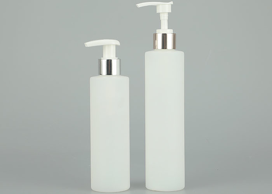 bottiglia di plastica riutilizzabile vuota dello sciampo di 150ml 200ml   bottiglia della lozione con oro ed il cappuccio d'argento della stampa