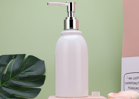 la pompa riutilizzabile dell'ANIMALE DOMESTICO 300ml imbottiglia per la crema delle lozioni dello sciampo