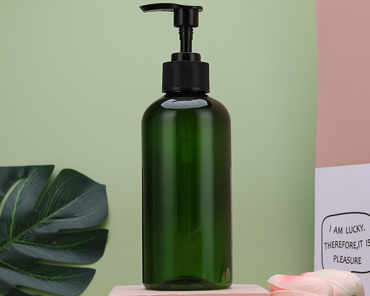 Vendita a caldo PET vuoto chiaro 500ml Gel per doccia Bottiglia di plastica Per la cura dei capelli Bianco Squadrato Piatto Shampoo Lozione Pompa Bottiglia di plastica